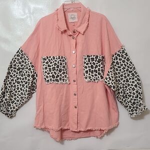FANTASTIC FAWN Women's Oversized Raw Edge Peach & Animal Print Shacket - Size L